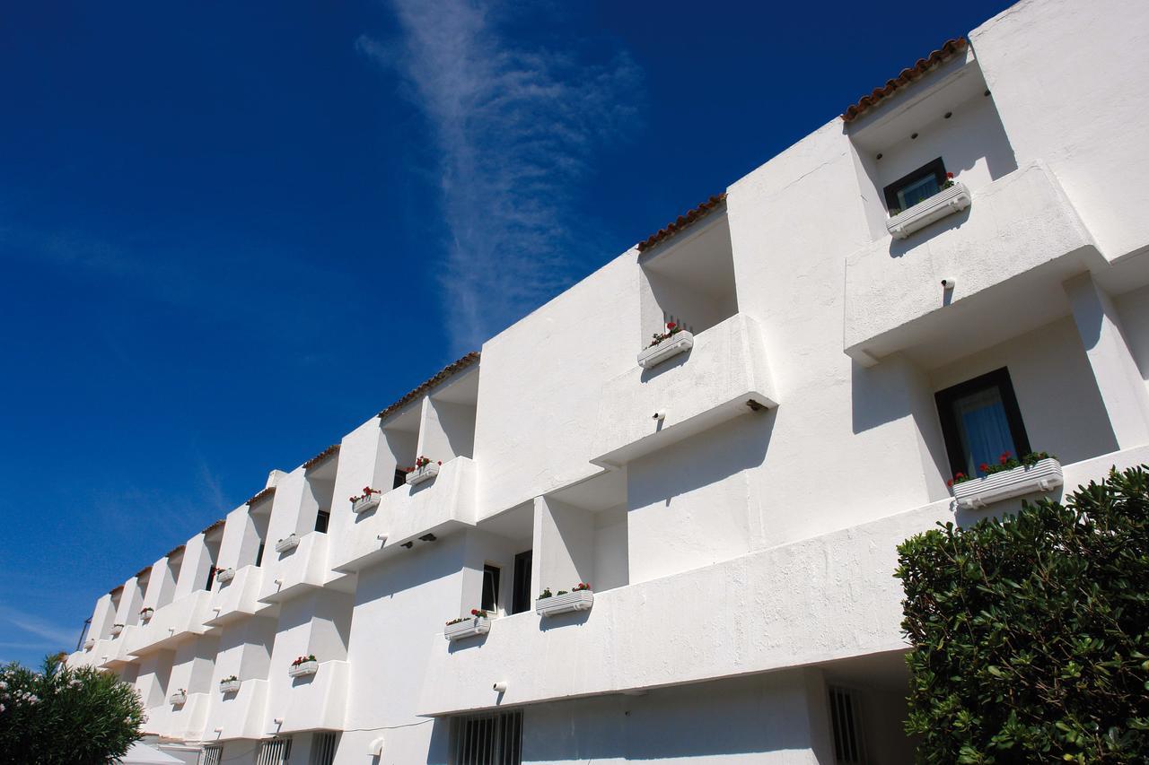 Hotel Della Baia Бая Домиция Екстериор снимка